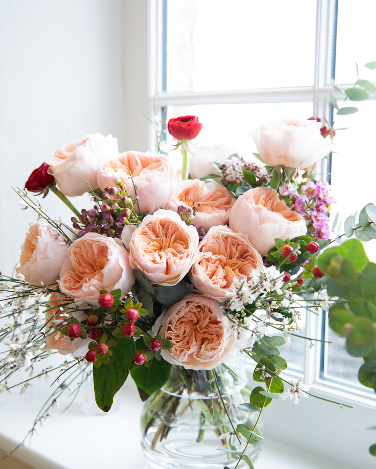 Juliet Roses for Valentines Day Gift Bouquet